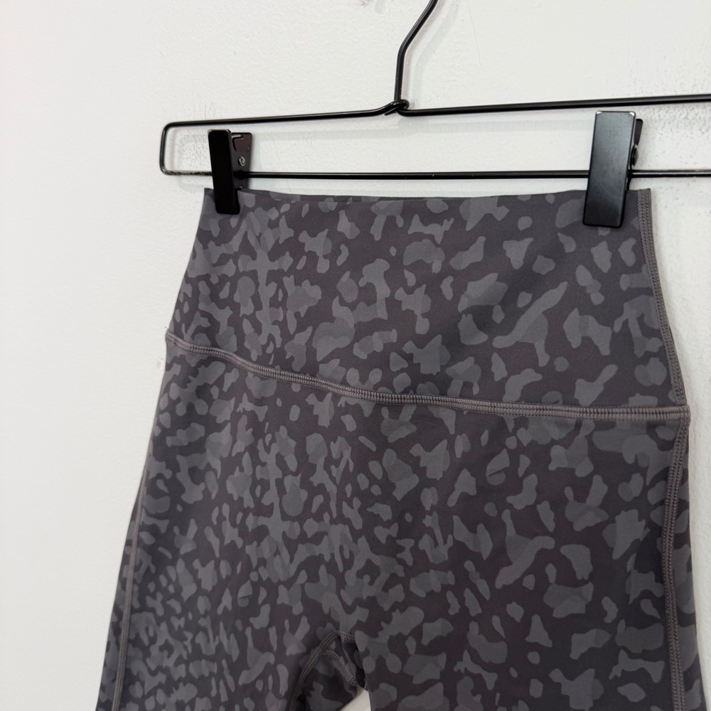 BuffBunny Harley Bike Shorts In Gray Animal Print Size Small - Picture 4 of 6